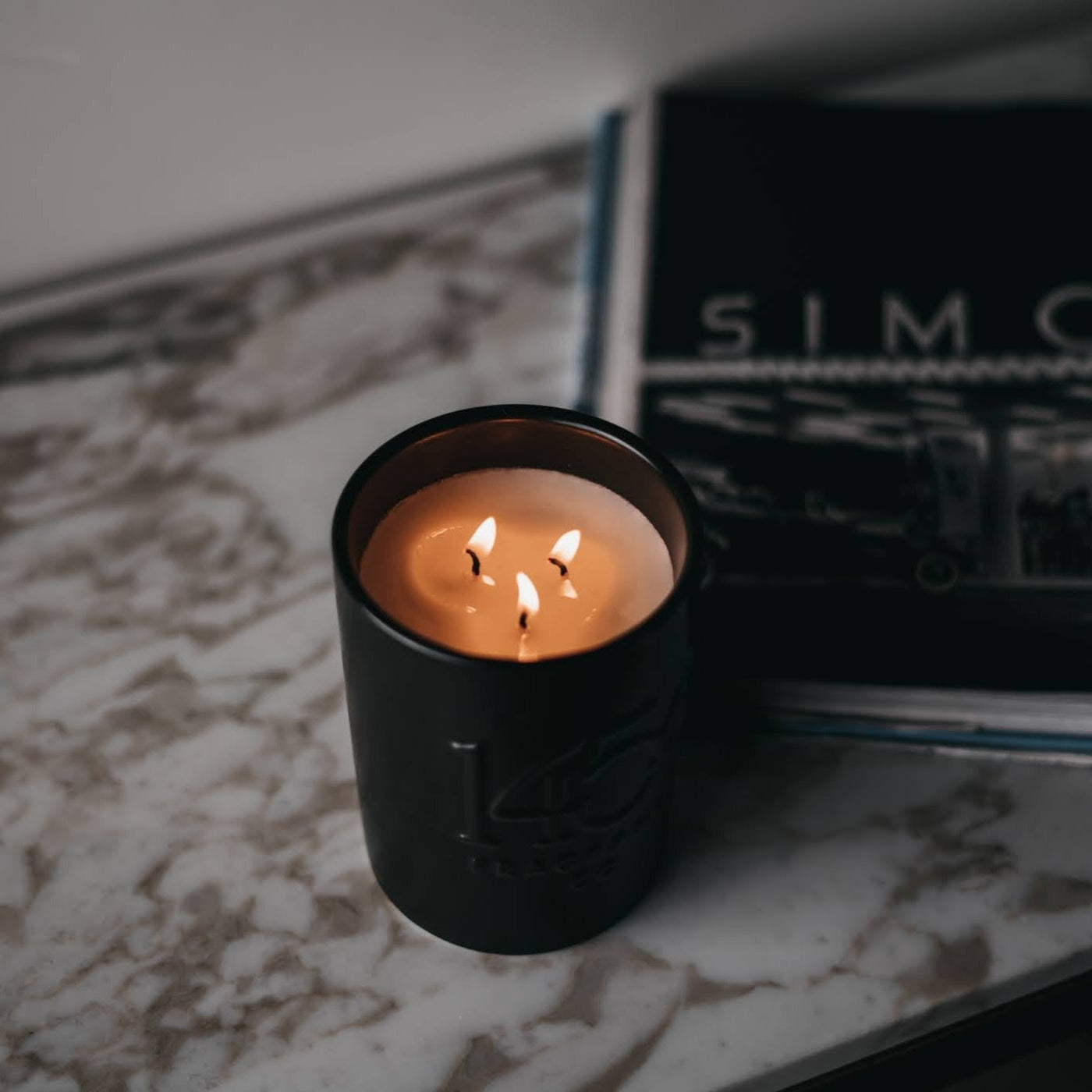 Black Candle- Blend N.7- Inspired by "Oud & Bergamot”